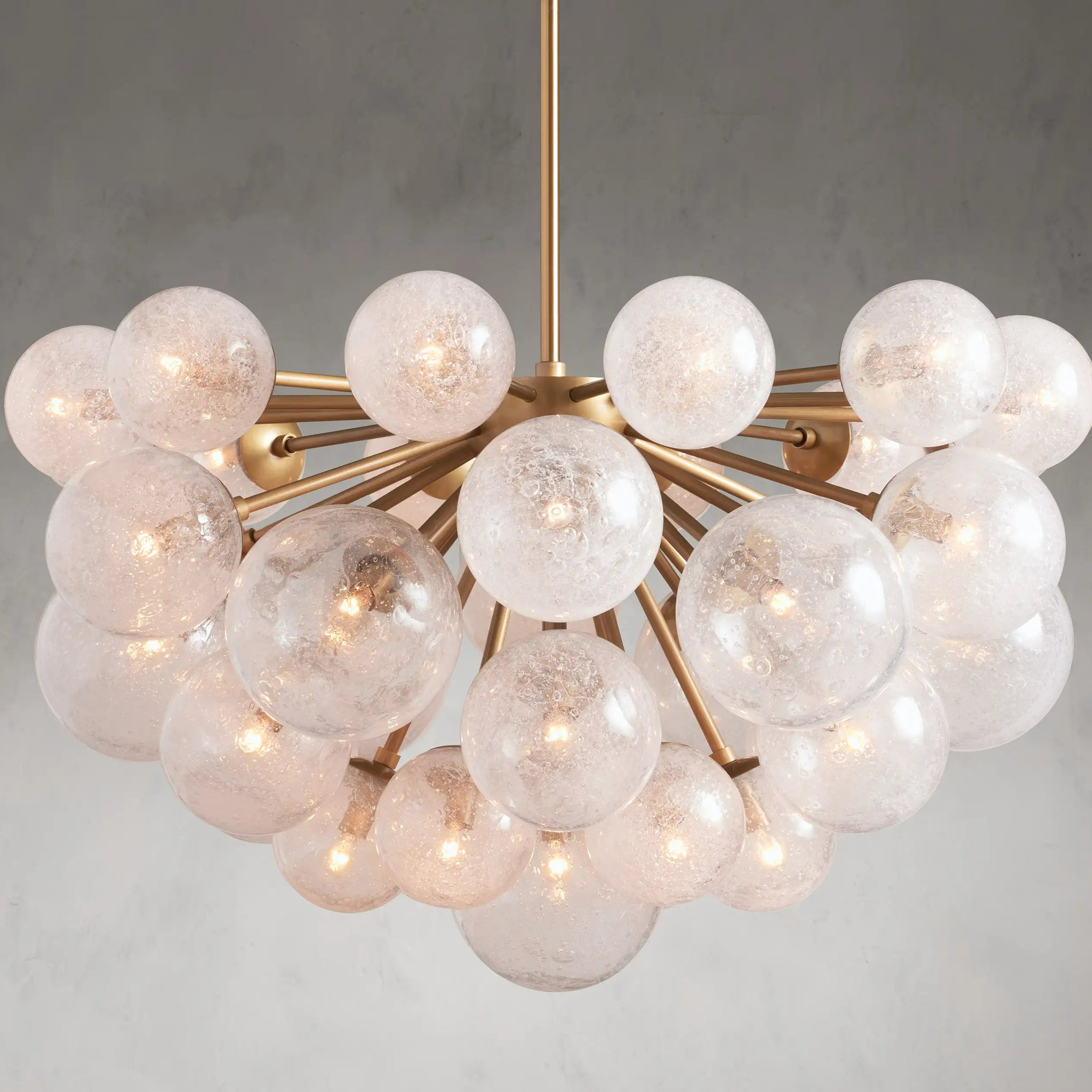 Bubble Mandoza Chandelier 27''